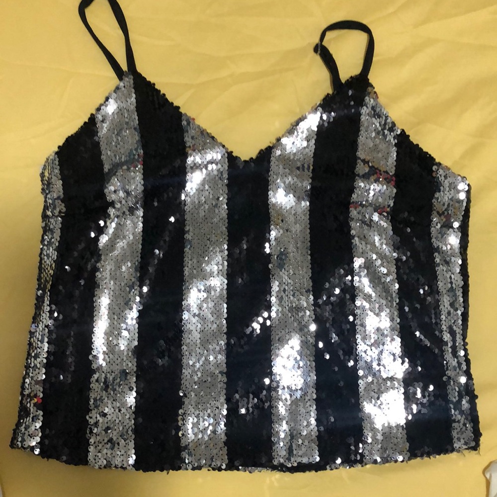 Sequin black and silver crop top